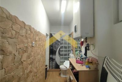 Casa de vanzare in zona Parneava - 6