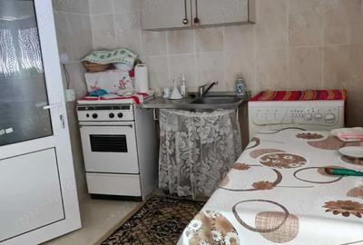 Casă cu 6 camere în Lungoci - 2