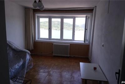 Apartament cu 2 camere decomandat în Orșova - 8