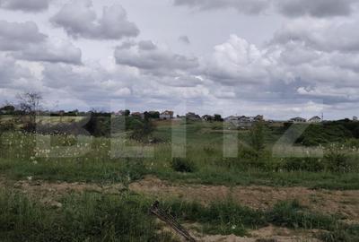 Teren de 500 mp, în Cheriu