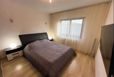 Apartament cu 2 camere decomandat, mobilat în Tractorul - 1