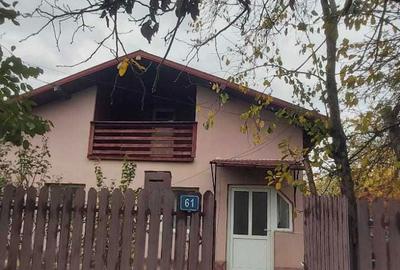 Casă cu 3 camere în Lipia - 1