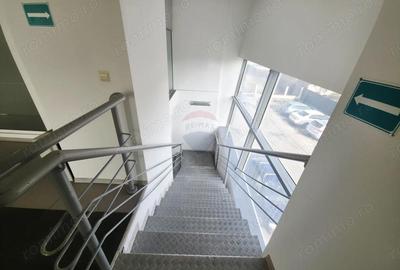 Spațiu comercial, de 828 mp, în 1 Mai - 1