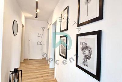 Apartament cu 3 camere decomandat, mobilat în Tractorul - 8