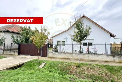 Casa 2 camere, Teren 1525 mp Loc. Tiream , Str. Coloniei Nr.44-Jud. Satu Mare - 1