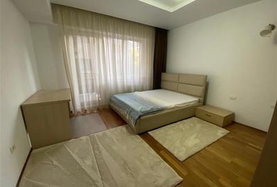 Apartament 3 camere // 150 Mp utili // Terasa 18 mp // 50m de Parc - 10