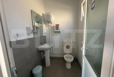 Spațiu comercial, de 60 mp, în Central - 1