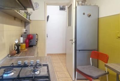 Apartament cu 3 camere semidecomandat, mobilat în Alexandru cel Bun - 11