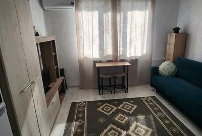 300Euro! Garsoniera moderna, langa Jumbo