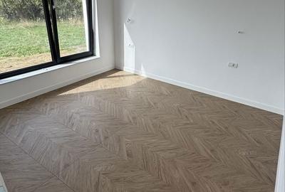 Casă cu 4 camere în Exterior Vest - 3