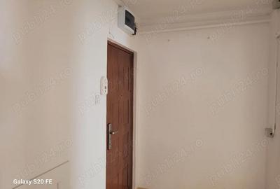 Spațiu comercial, de 16 mp, în Central - 2