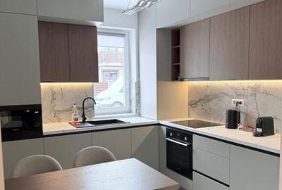 Apartament cu 2 camere, suprafata generoasa de 67mp si loc d - 7