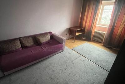 Apartament cu 2 camere decomandat în Nicolina