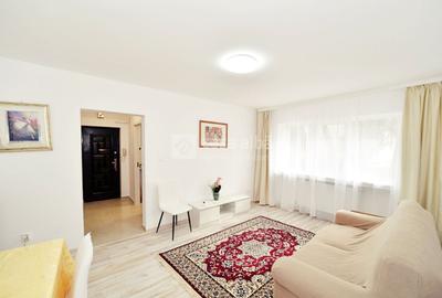 Apartament cu 2 camere semidecomandat, mobilat în Podu Roș
