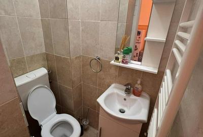 Garsonieră decomandată, mobilată în Medicină - 13