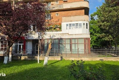 Spațiu comercial, de 231 mp, în Central - 9