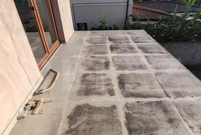 Casă cu 7 camere cu Teren 650 Mp în Dumbrăvița