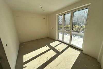 Apartament cu 3 camere semidecomandat în Florești - 5
