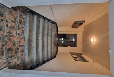 Apartament cu 3 camere decomandat în Central - 2