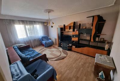 Apartament cu 2 camere decomandat, mobilat în Anda