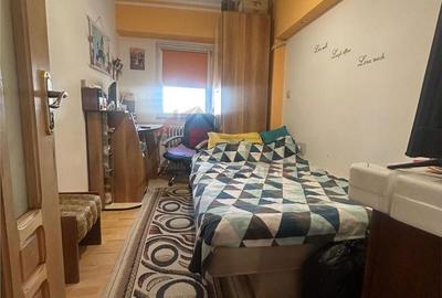 Apartament cu 3 camere decomandat în Dacia - 9