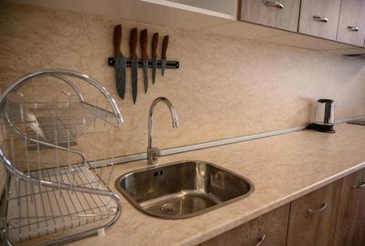 Apartament cu 2 camere decomandat în Apărătorii Patriei - 3