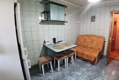 Apartament cu 2 camere decomandat în Burdujeni