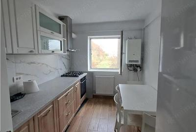 Etaj 1, 4 camere, Complexul Studentesc-aproape de Sala Olimpia - 1