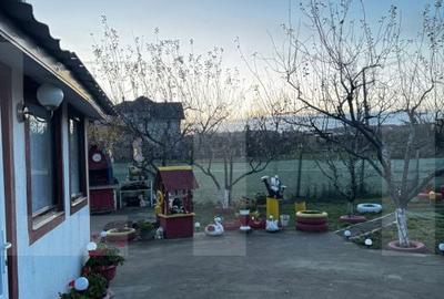 Casă cu 4 camere în Cucorăni - 2