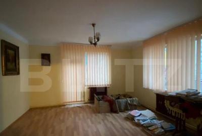 Casa de vanzare, cu 7 camere, 390 mp - Versatila ?i Centra - 5