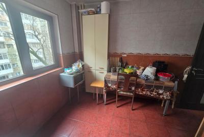Apartament cu 3 camere decomandat, mobilat în Gorjului - 13