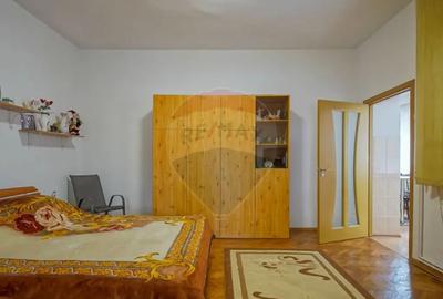 Casă cu 5 camere cu Garaj în Turcheș - 17