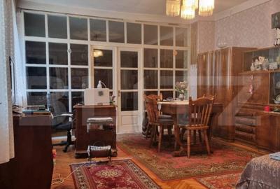 Casa de vanzare cu 4 camere, 110 mp, zona 14 Mai - 2