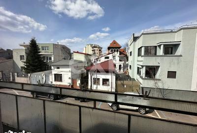 Casă cu 4 camere cu Canalizare în Moșilor - 8