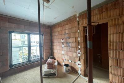 Duplex cu 3 camere cu Canalizare în Urseni - 6