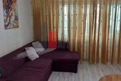 Garsonieră decomandată în Apărătorii Patriei - 13