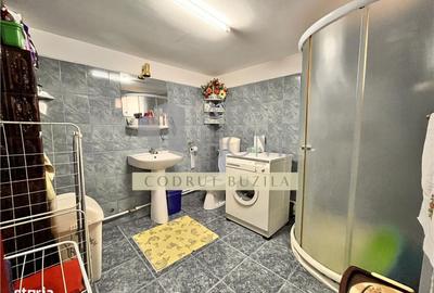 Casă cu 4 camere decomandat în Strejnicu - 7