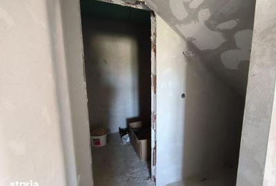 Casă cu 4 camere cu Teren 280 Mp în Șelimbăr - 9