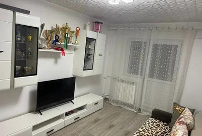 Vand Apartament 2 camere, Radau?i!