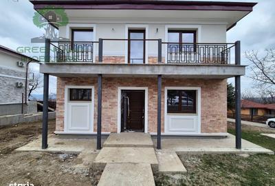 Casă cu 4 camere în Tomești