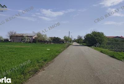 Teren de 459 mp, în Vărăști - 4