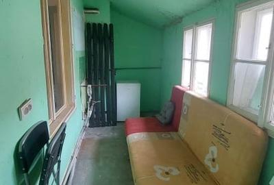 Apartament la casa si curte zona Centrala - 8