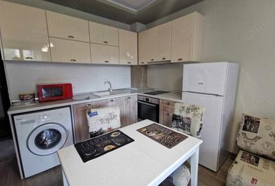 Garsonieră în Traian - 2