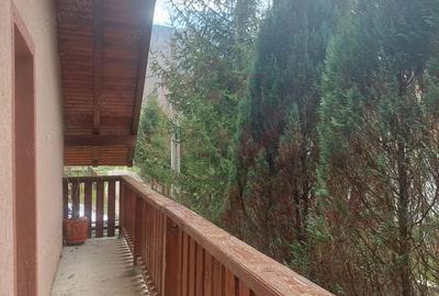 Casă cu 5 camere cu Teren 1100 Mp în Poiana - 2