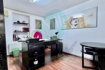 Casă individuală cu 8 camere cu Canalizare în Parcul Carol - 9