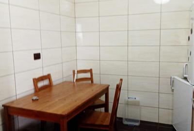 Apartament cu 3 camere semidecomandat în Fundeni - 2