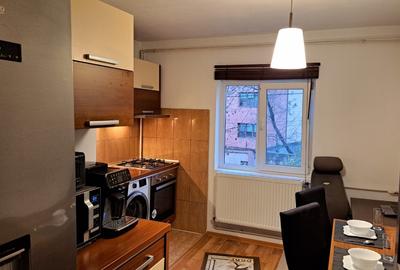 Particular Vand Ap 2 camere 61mp Metrou Pacii - Militari - 3