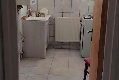 Apartament cu 3 camere decomandat în Central - 3