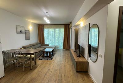 Apartament cu 2 camere decomandat, mobilat în Delfinariu