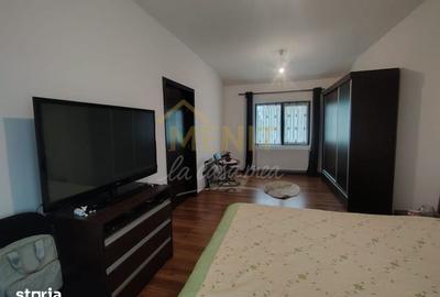 Casă cu 4 camere cu Garaj în Central - 9